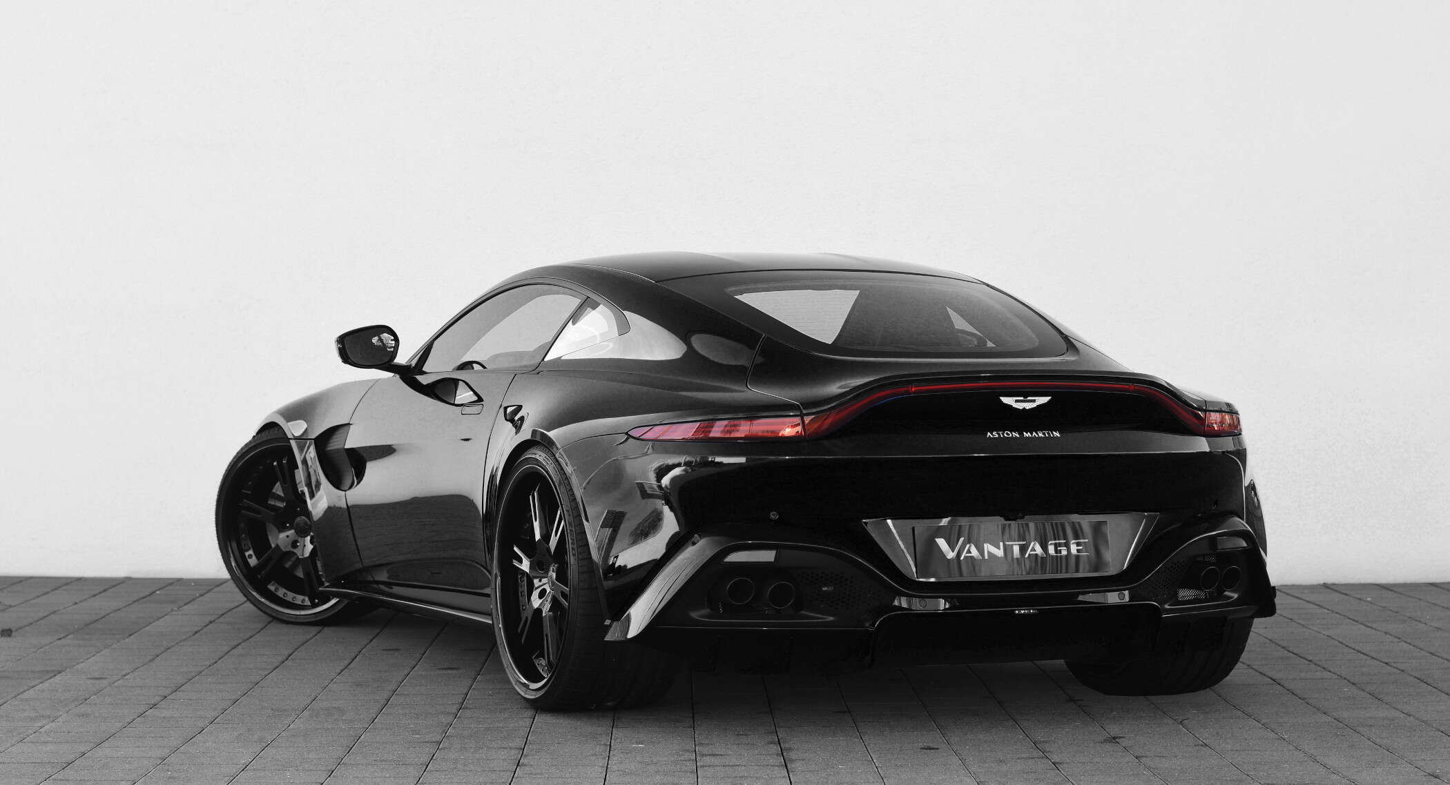 Aston Martin Vantage Tuning durch wheelsandmore